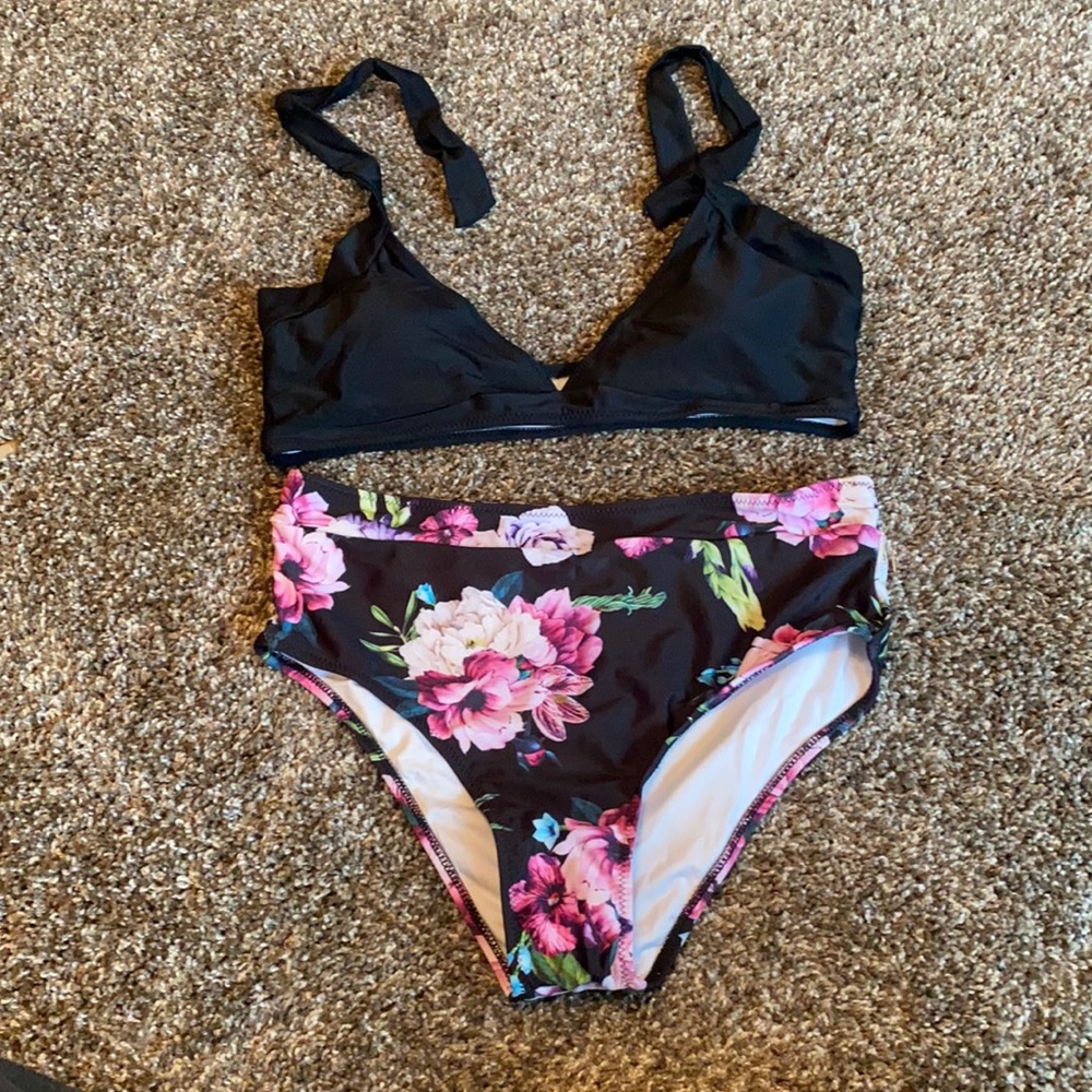 Women’s bikini set
